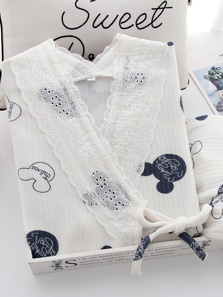 Divdaļīga grūtnieču pidžama ar izšuvumu