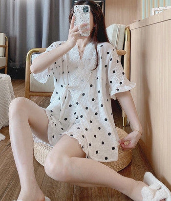 Дамска пижама за бременни с шпиц деколте