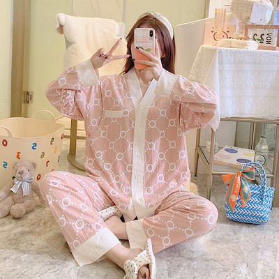 Πυτζάμες εγκυμοσύνης πολλά μοντέλα