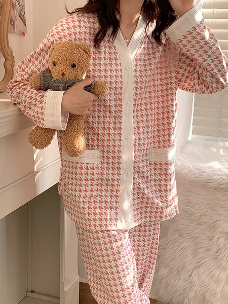 Grūtnieču pidžama ar garām piedurknēm rūtaini