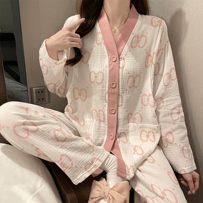 Novi model ženske pidžame sa dugmadima i džepovima za trudnice