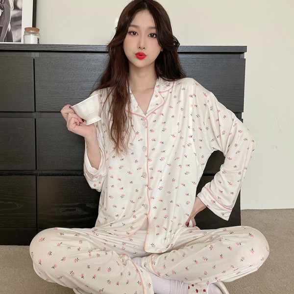 Pamučna trudnička pidžama s ovratnikom i gumbima