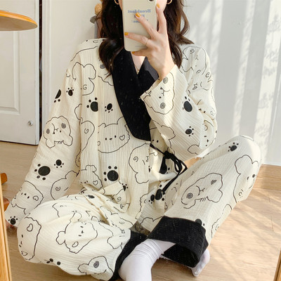 Βαμβακερές πιτζάμες με βολάν κατάλληλες για εγκύους