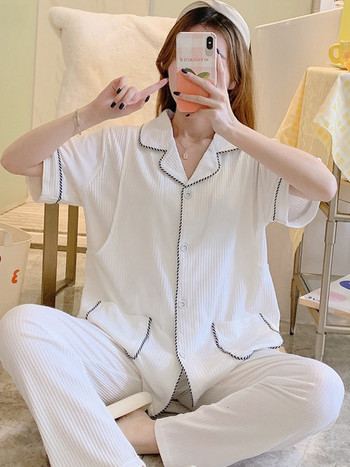 Раирана дамска пижама от две части за бременни
