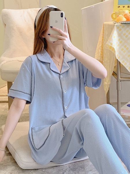 Ženska prugasta dvodijelna pidžama za trudnice