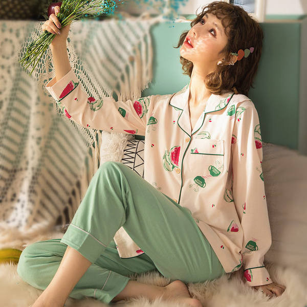 Ženska trudnička pidžama sa šarenim printom