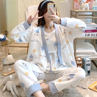 Γυναικείο σετ πιτζάμες - διαφορετικά μοντέλα