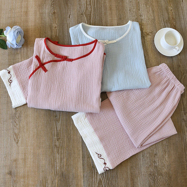 Дамска пижама с бродерия -две части