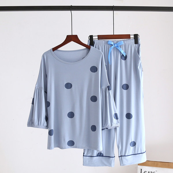 Ženska dvodijelna pidžama proljeće-jesen