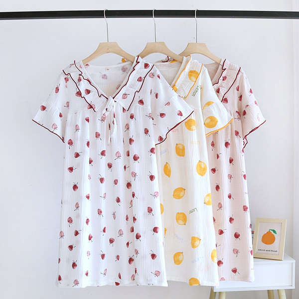 Βαμβακερό νυχτικό με βολάν