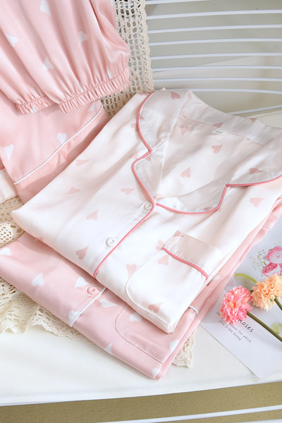 Ženska satenska pidžama srce - dvodijelni set