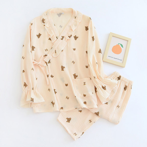 Ženska pamučna pidžama s kovrčama i asimetričnim kopčanjem