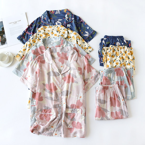 Ženska ljetna pidžama sa cvjetićima - dva komada