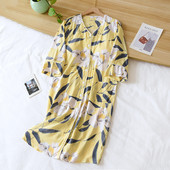 Γυναικείο καλοκαιρινό νυχτικό με μυτερή λαιμόκοψη και μανίκια 3/4