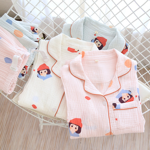 Βαμβακερές πιτζάμες με μακριά μανίκια και κουμπιά