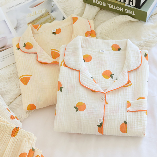 Pijamale de damă cu imprimeu color - două piese