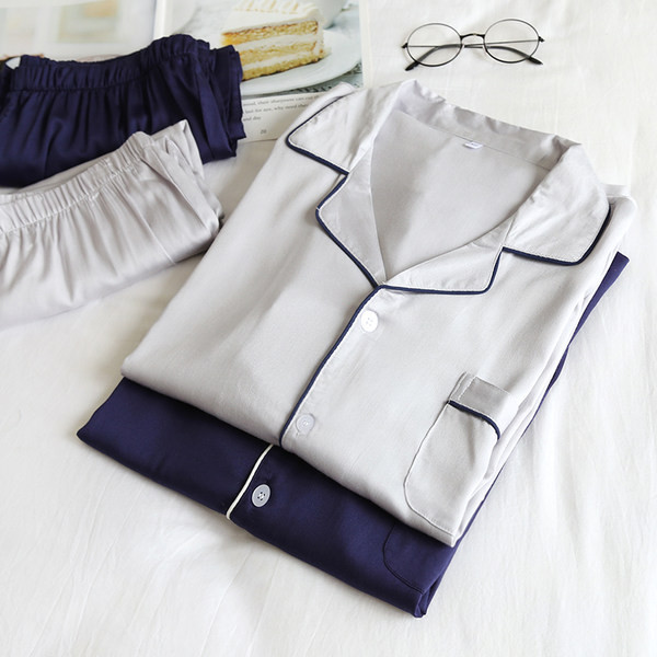 Ženska pidžama s dugim rukavima i kopčanjem na gumbe