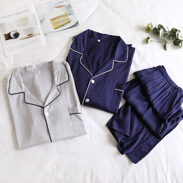 Ženska pidžama s dugim rukavima i kopčanjem na gumbe