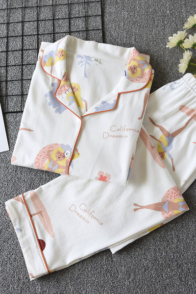 Ανοιξιάτικες βαμβακερές πιτζάμες με κουμπιά