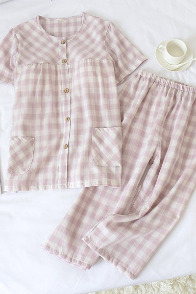 Καλοκαιρινό καρό μοτίβο πιτζάμας