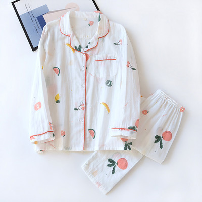 Γυναικείες πιτζάμες  με φλοράλ μοτίβα και κούμπωμα με κουμπιά