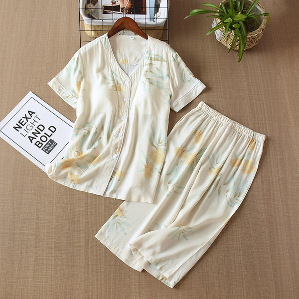 Set pijama dama model nou din doua piese cu model floral