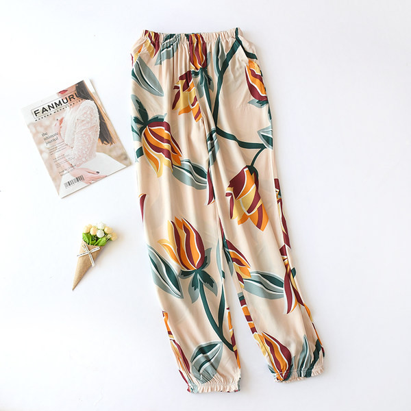 Ženska spavaćica u boji