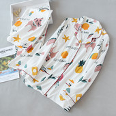 Ženska pidžama sa šarenim motivima - dvodijelna