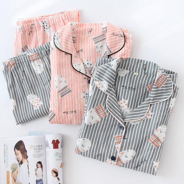 Novi model ženske pidžame sa printom u boji - dvodijelni