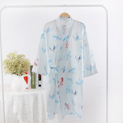 Βαμβακερό μπουρνούζι με ασύμμετρο κούμπωμα