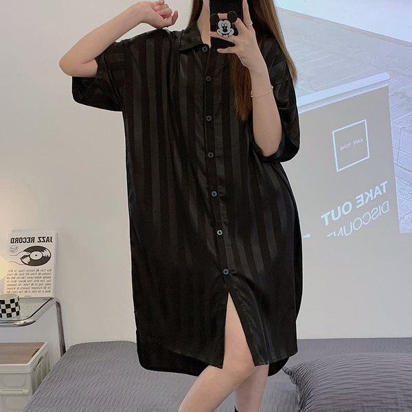 Pijama de vară în dungi cu mâneci 3/4 și închidere cu nasturi