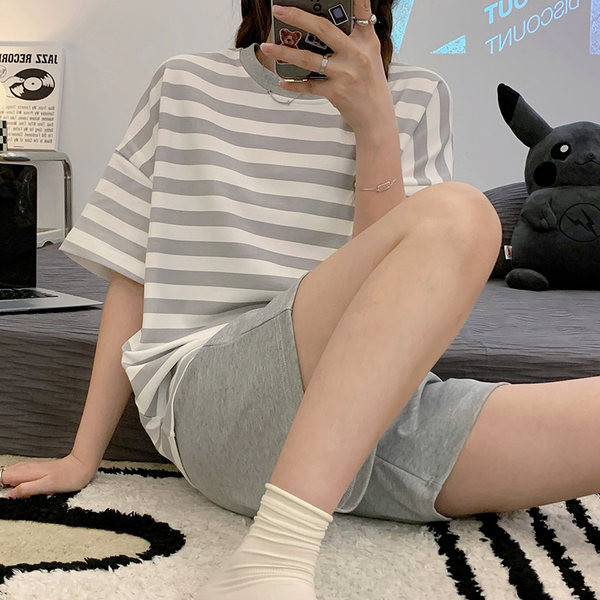 Pijamale din bumbac în dungi pentru vară