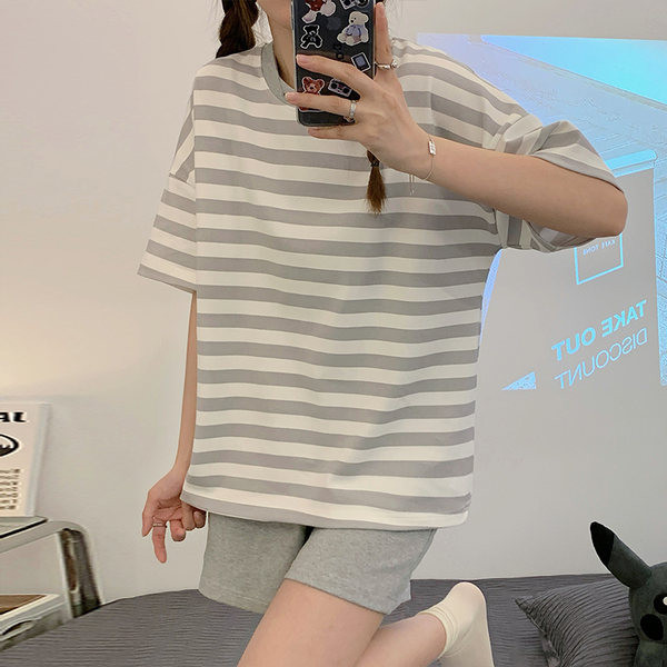 Pijamale din bumbac în dungi pentru vară