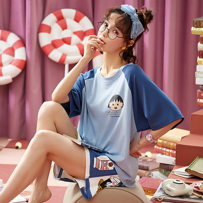 Γυναικείες καλοκαιρινές πιτζάμες 