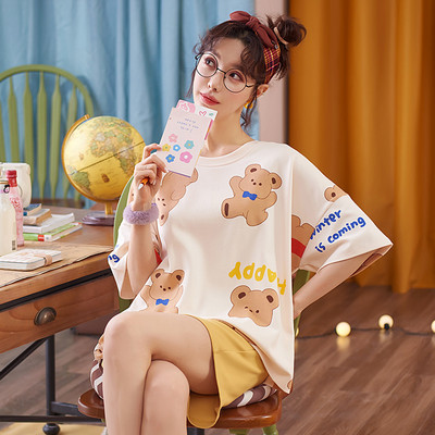 Γυναικείες καλοκαιρινές πιτζάμες 