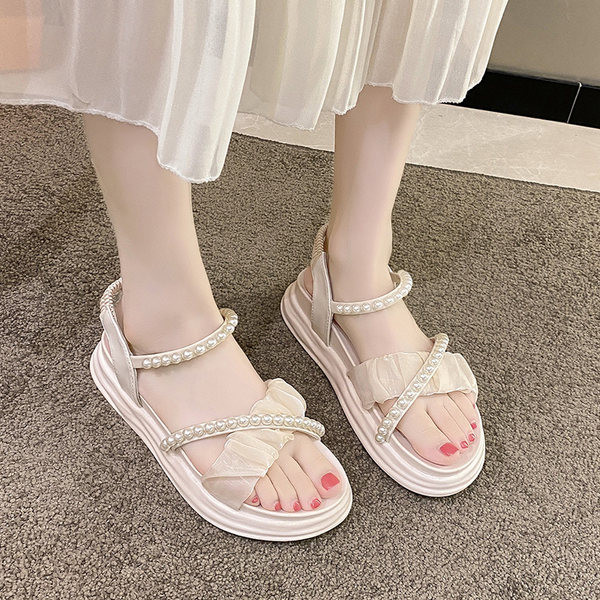 Γυναικεία πέδιλα με φλατ σόλα, αρκετά μοντέλα