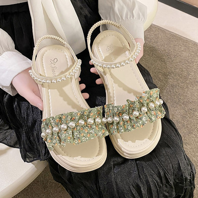 Casual σανδάλια με διακοσμητικές πέρλες