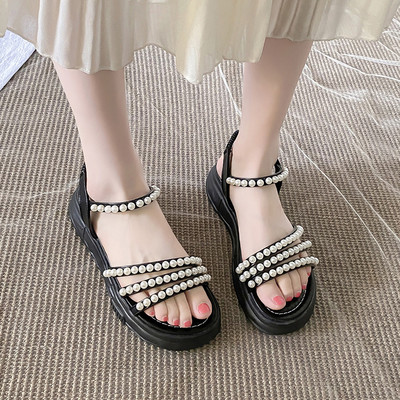 Casual σανδάλια με διακοσμητικές πέρλες