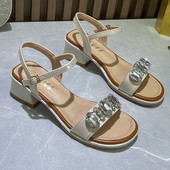 Ženske sandale sa ukrasnim kamenčićima