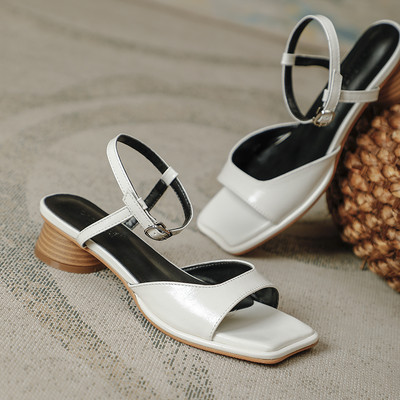 Дамски сандали с каишки от еко кожа -4см ток