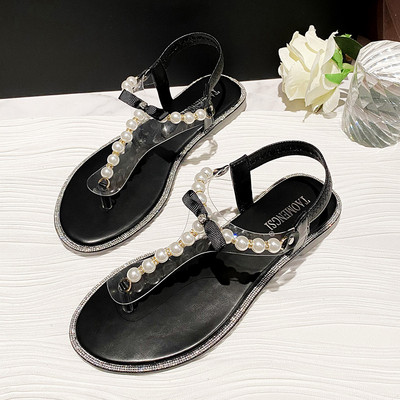 Γυναικεία σανδάλια με λουράκια στα δάχτυλα και διακοσμητικές πέρλες