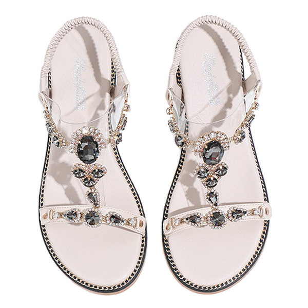 Дамски сандали с равна подметка и декоративни камъни и метални нитове