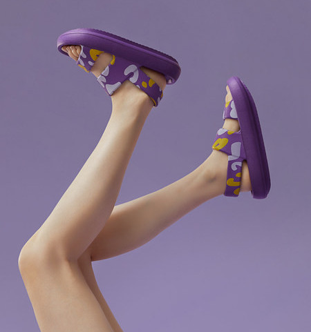 Sandale casual cu talpă din silicon și bretele cu model