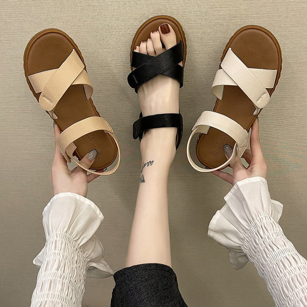 Ежедневни сандали с кръстосани  каишки