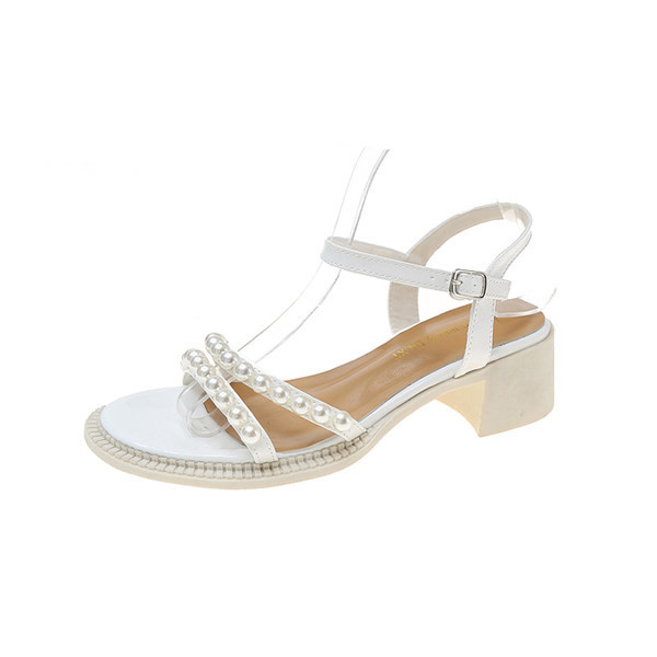 Ženske sandale od eko kože sa debelom četvrtastom potpeticom 5 cm i bisernim ukrasom