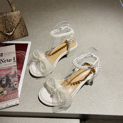 Γυναικεία σανδάλια με κορδέλα από πέρλες