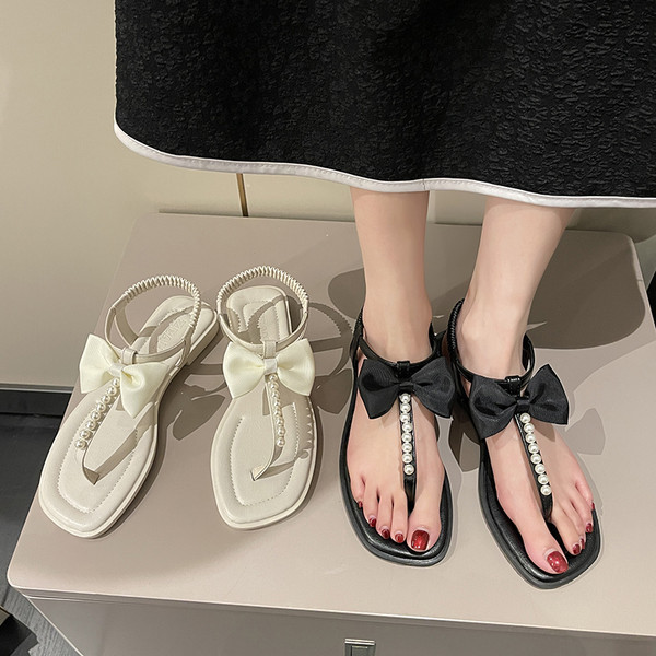 Γυναικεία σανδάλια με κορδέλα και πέρλες