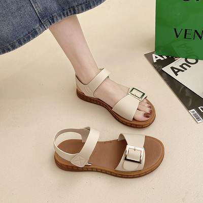 Casual πέδιλα από οικολογικό δέρμα με μεταλλική αγκράφα