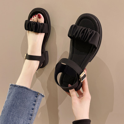 Γυναικεία έκο δερμάτινα σανδάλια με χαμηλό τετράγωνο τακούνι