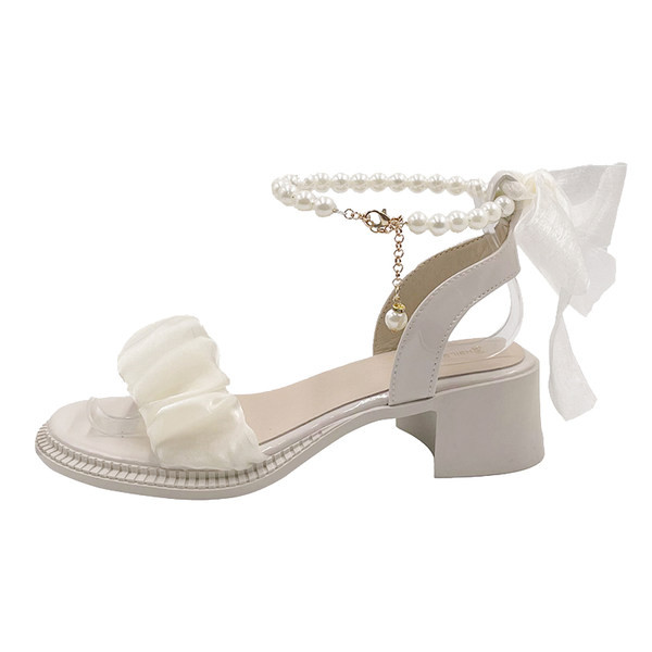 Sandale elegante cu tul și perle